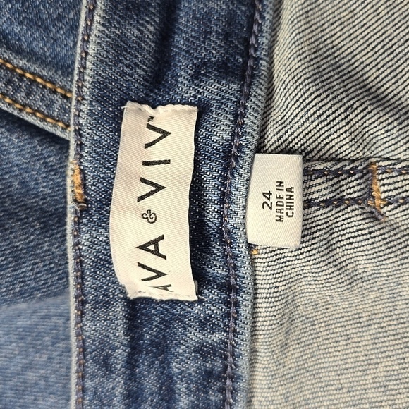 Women's High-Waisted Bermuda Jean Shorts | Ava & Viv | 24 - Picture 6 of 10